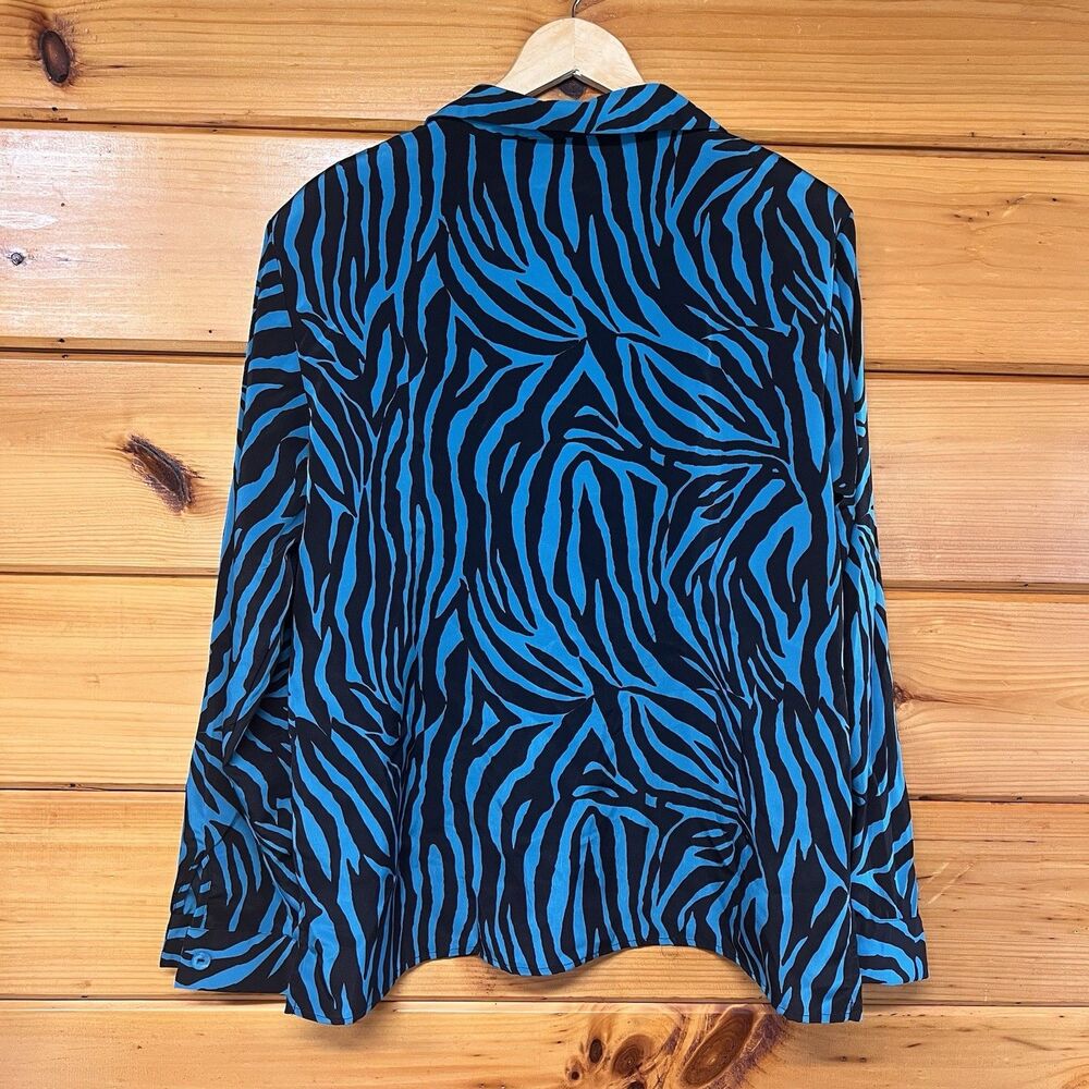 Susan Graver Shirt Blouse XL Blue Black Animal Print Zebra Button up Top - Picture 3 of 3